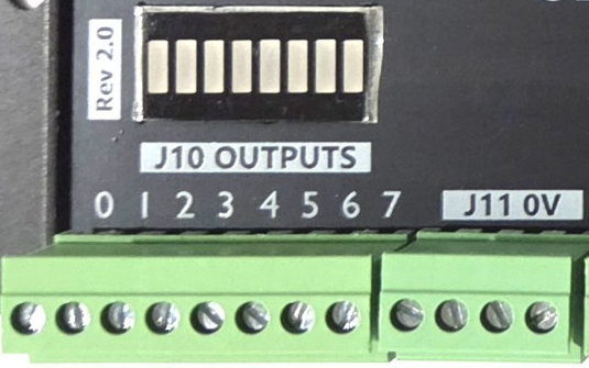 J10 outputs 0-7 and J11 0V